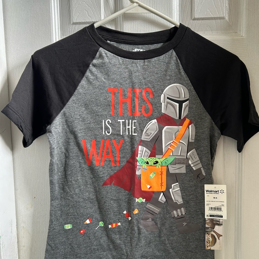 Star Wars Mandalorian Kids Halloween Tee Shirt Grey Medium Size 8 NEW